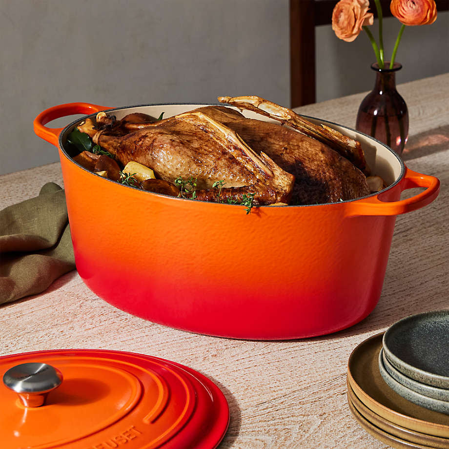 Signature Oval Dutch Oven - Flame - 15.5 qt | Le Creuset
