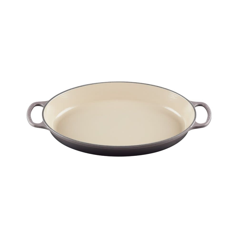 Signature Oval Baker - Oyster, 3 qt. | Le Creuset