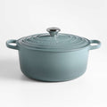 Signature Round Dutch Oven - Sea Salt - 7.25 qt | Le Creuset