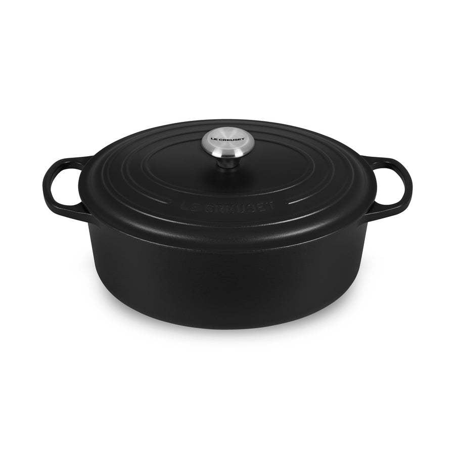 Signature Oval Dutch Oven - Licorice - 6.75 qt | Le Creuset
