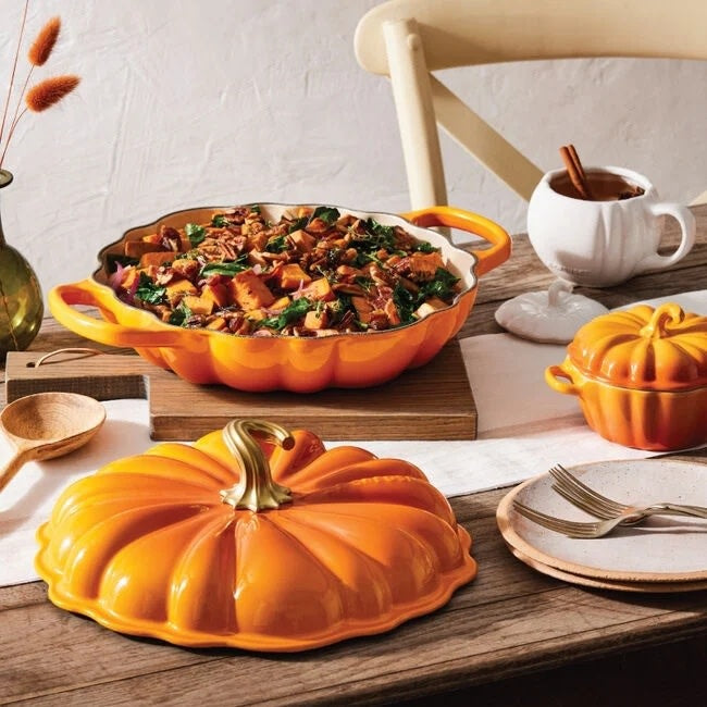 Signature Pumpkin Braiser - Licorice - 2.75 qt | Le Creuset
