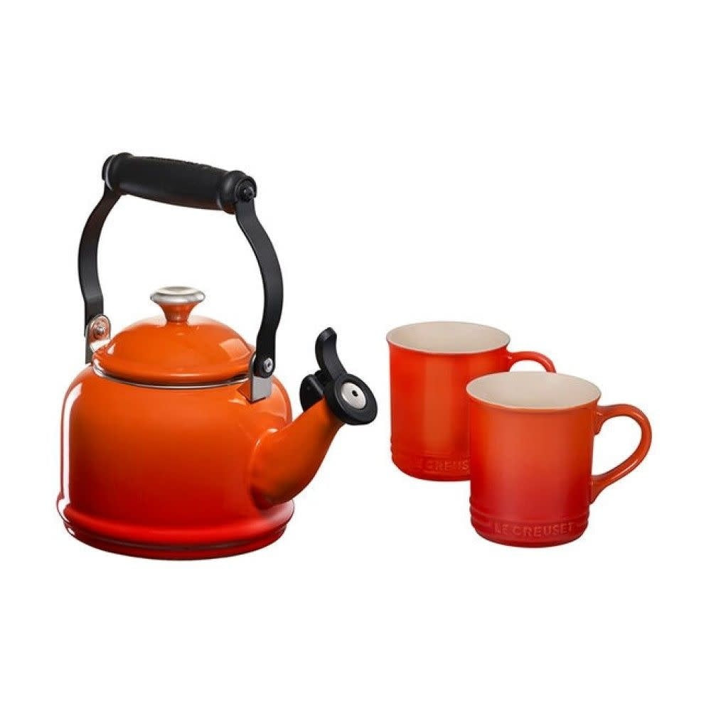 Demi Kettle w/ SS Knob & 2 Mug Set - Flame - 1.25 qt | Le Creuset