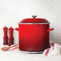 Stockpot - Cerise - 16 qt | Le Creuset