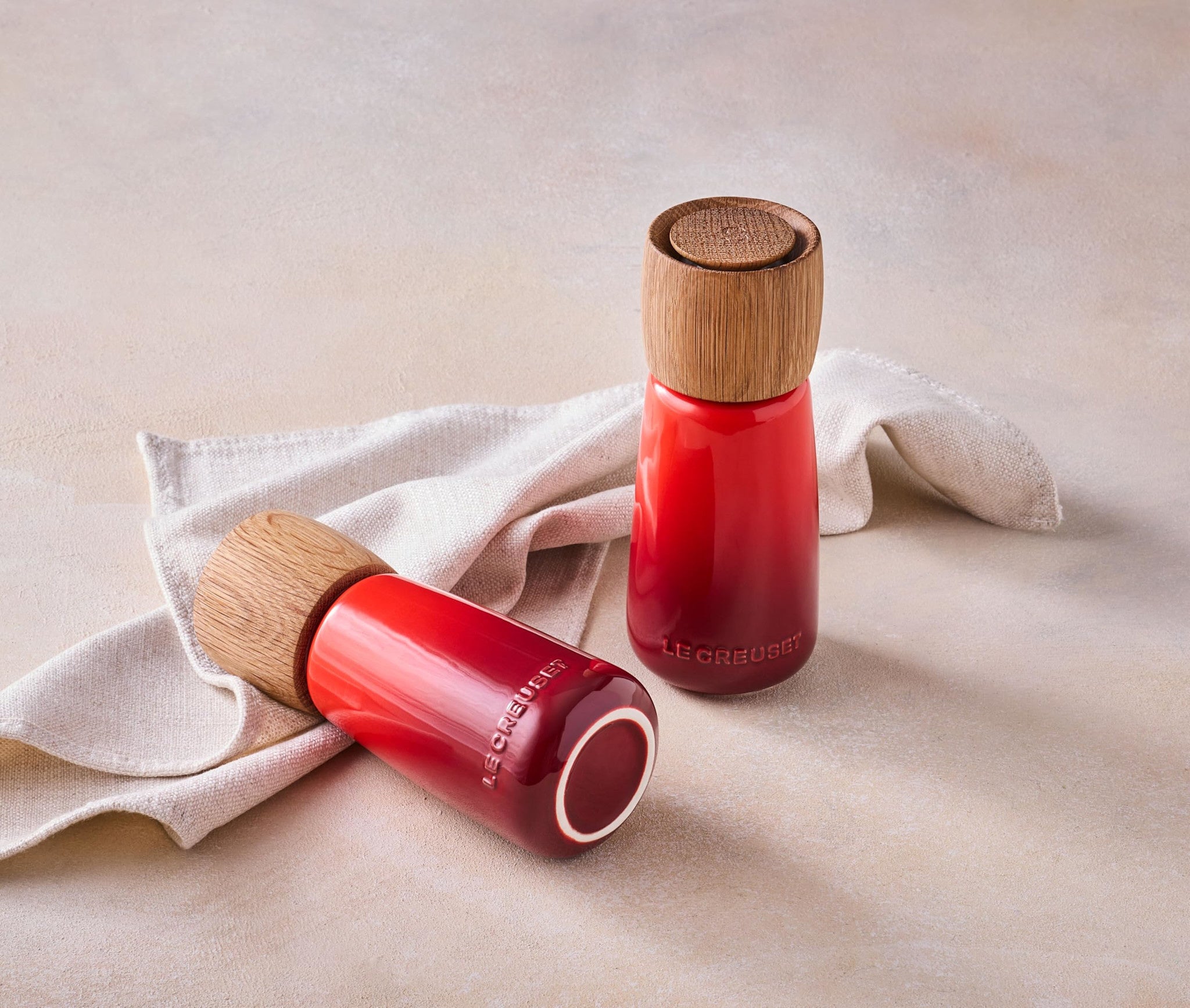 Alpine Pepper Mill - Cerise - 7 in | Le Creuset