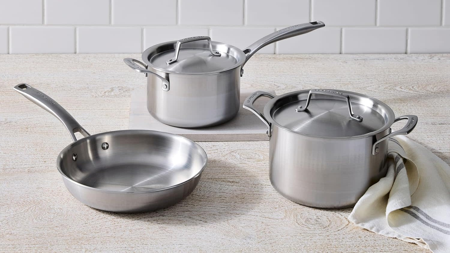 10 Piece Set Essential Stainless Steel ( 9.5 in. Frying Pan, 11 in. Frying Pan, 2 qt. Saucepan with Lid, 3 qt. Saucepan with Lid, 4 qt. Saucepan with Lid, 4 qt. Stockpot with Lid) | Le Creuset
